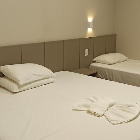 טולדו Sleep Hotel מראה חיצוני תמונה